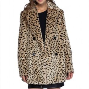 AVEC LES FILLES Leopard print faux fur coat